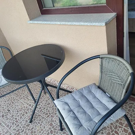 Casa Nueva Gazde/Camere de închiriat