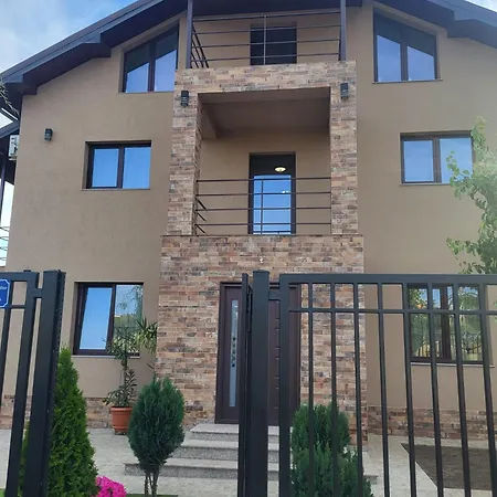 Casa Nueva Gazde/Camere de închiriat Eforie Nord